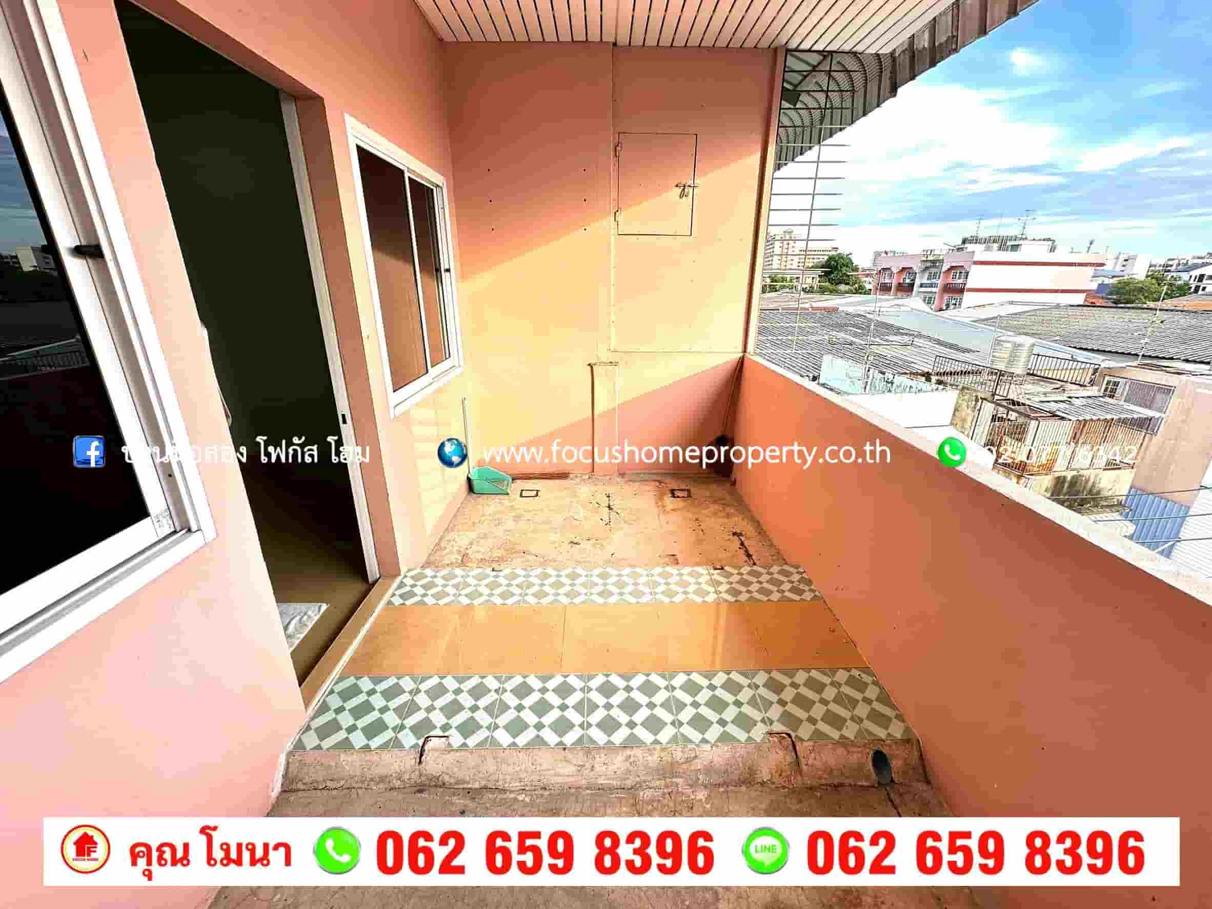 ขาย ตึกแถว 3 ชั้นครึ่ง หมู่บ้านดีพร้อม ซอยจรัญสนิทวงศ์ 12